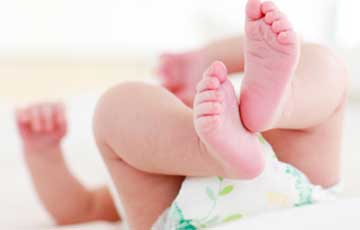 बच्चों के हरे-पीले दस्त के लिए घरेलू इलाज!